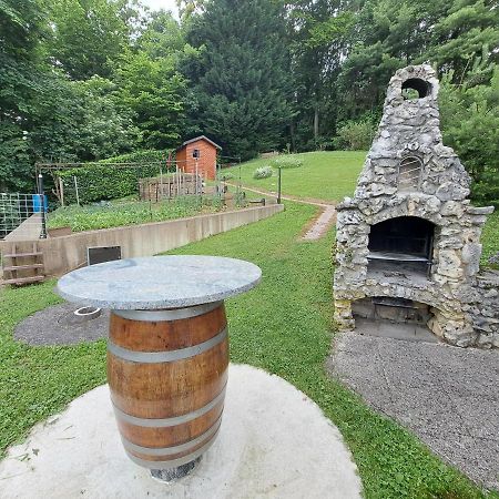 Villa Getaway "At The Three Lights" Sevnica Exterior foto