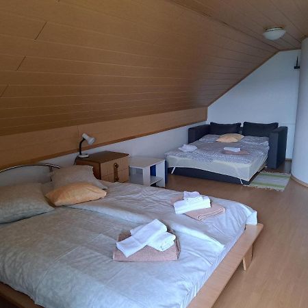 Villa Getaway "At The Three Lights" Sevnica Exterior foto
