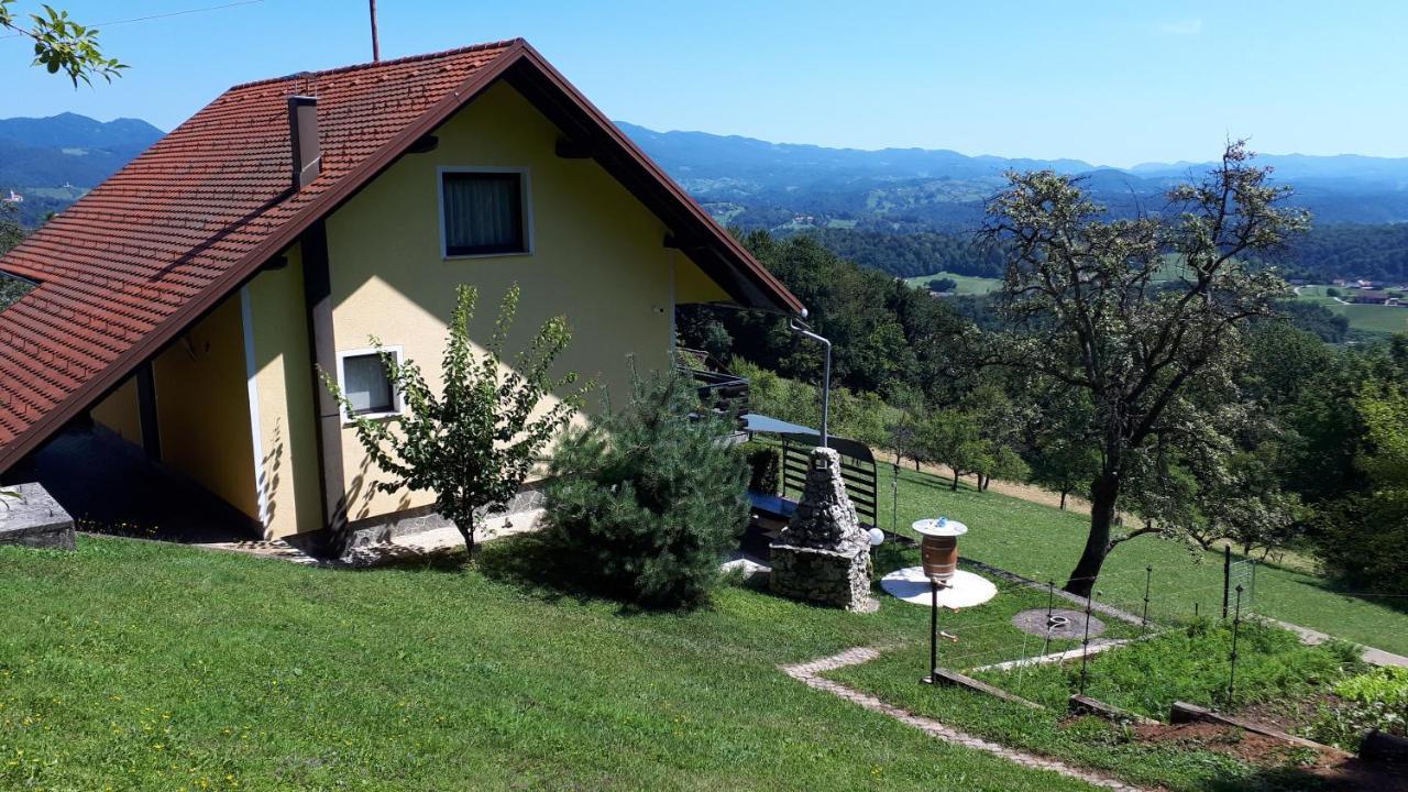 Villa Getaway "At The Three Lights" Sevnica Exterior foto