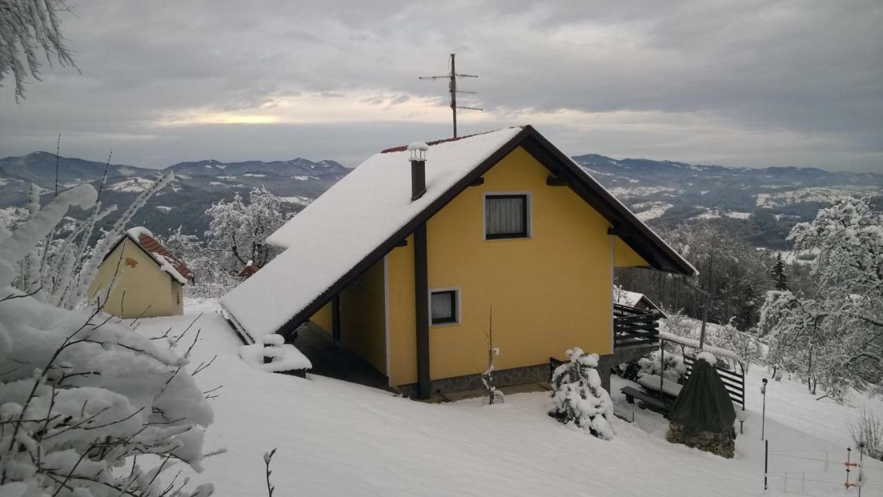 Villa Getaway "At The Three Lights" Sevnica Exterior foto